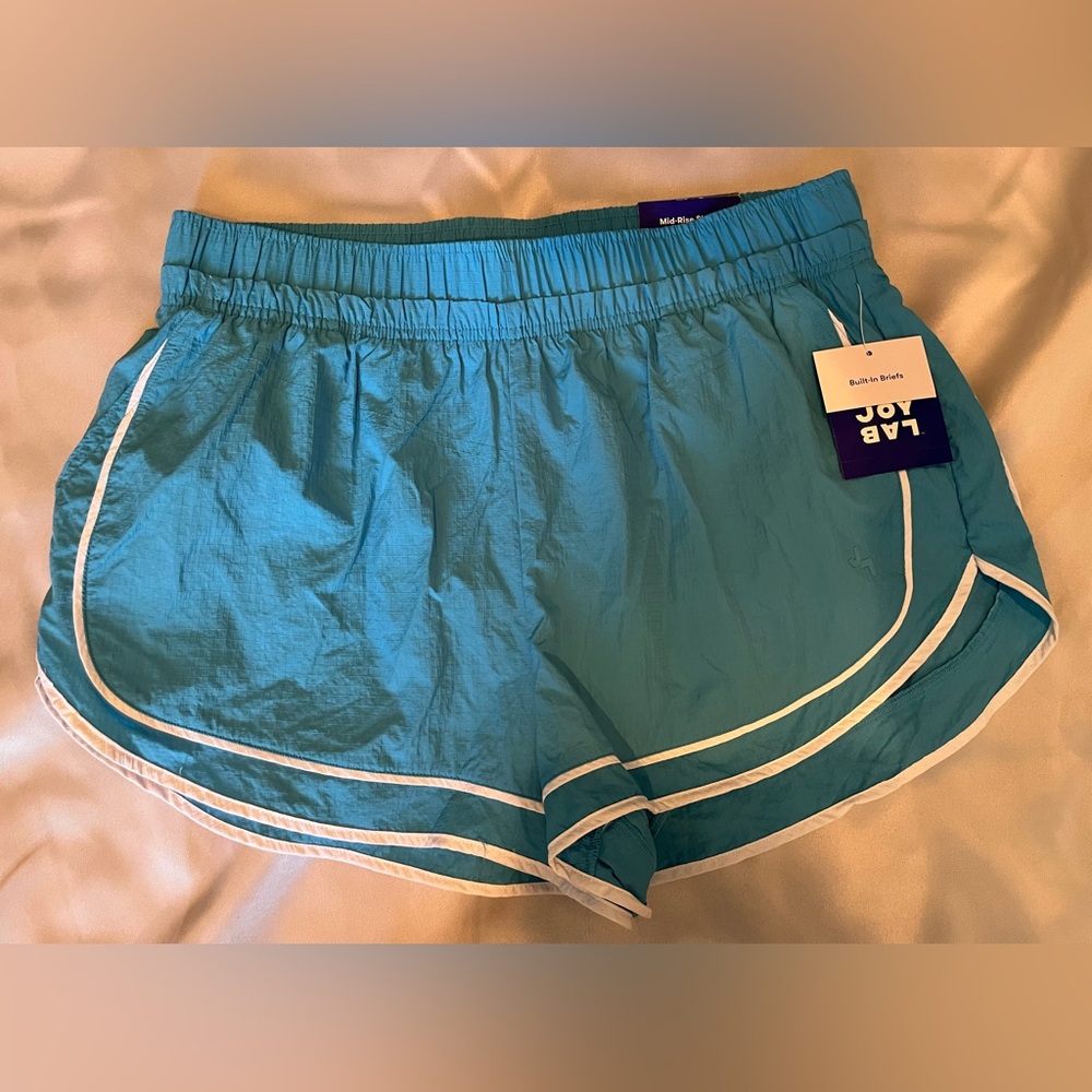 Joy Lab Mid-Rise Shorts